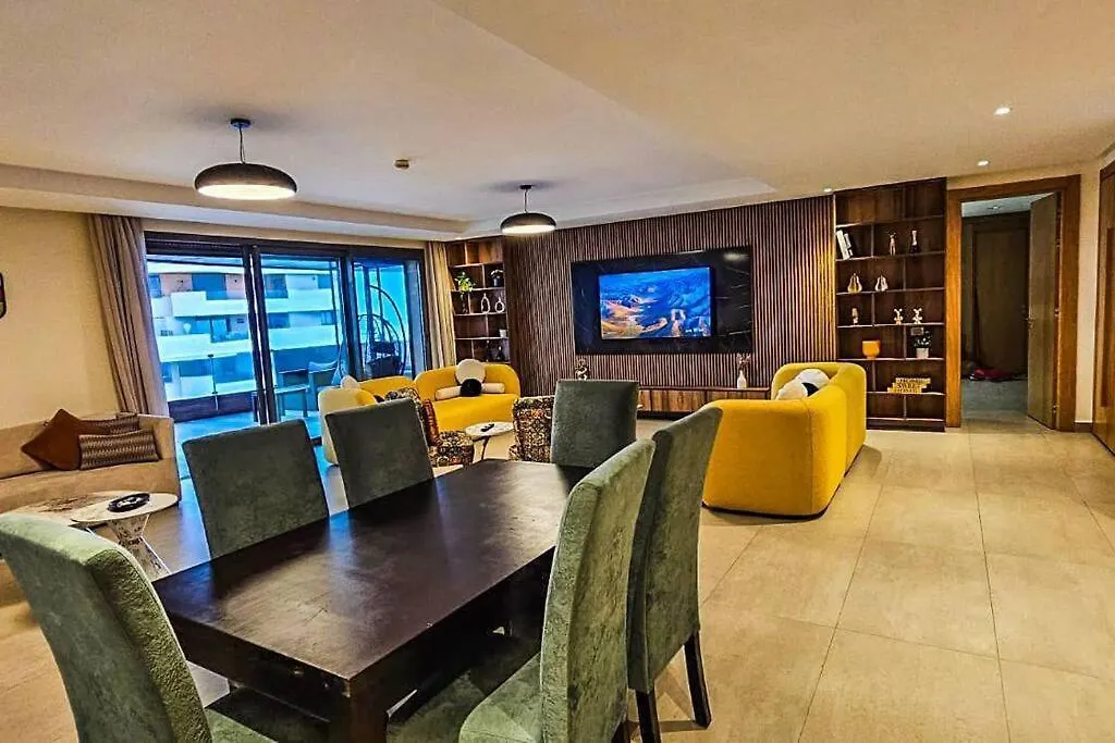 Stunning Apartment In Marina Casablanca